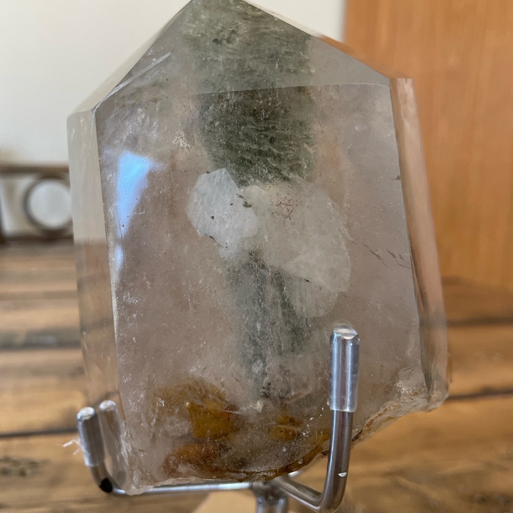 Natural Quartz Crystal Point - Picture 9 of 15